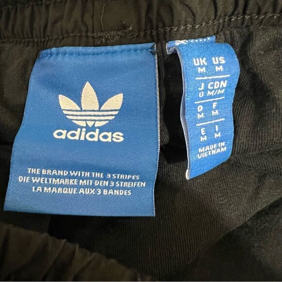 Adidas Black Performance lined Joggers - Picture 13 of 16